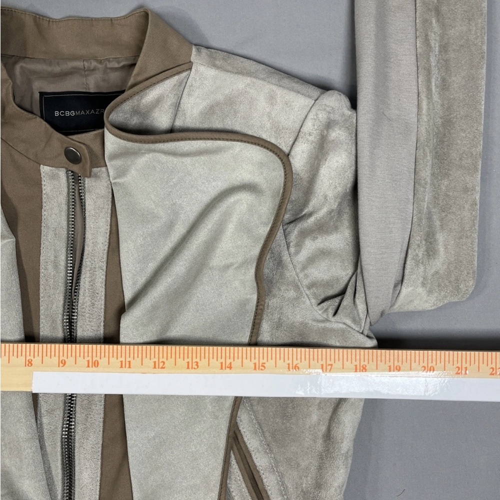 BCBG Maxazria Long Sleeve Sloan Faux Suede Cropped Moto Jacket Gray Tan Medium - Picture 14 of 16